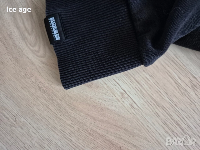 Napapijri мъжко худи размер Л , снимка 3 - Спортни дрехи, екипи - 52398813