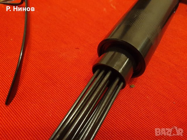 HAZET 9035 –19 5 Пневматична телена четка за почистване на ръжда , снимка 4 - Други инструменти - 43135453