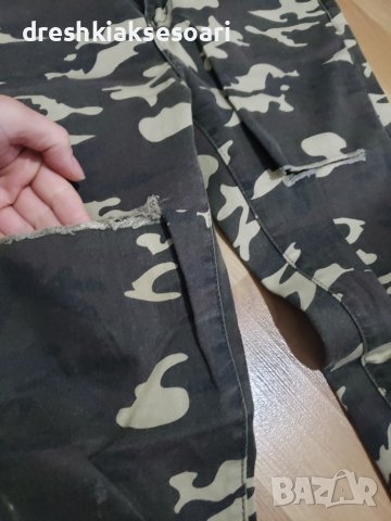 Камуфлажни дънки с цепки, снимка 3 - Дънки - 43595505