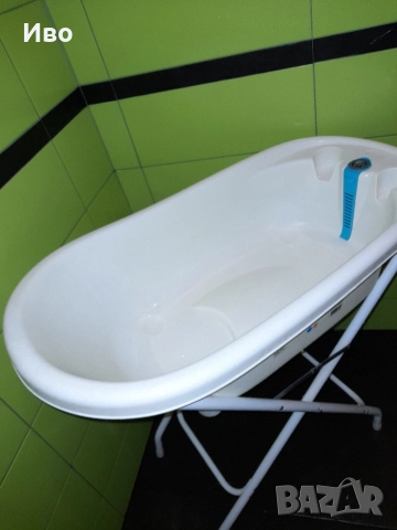 Бебешко корито/вана за къпане на бебе със стойка "Cangaroo-Buble".Спешно и изгодно!