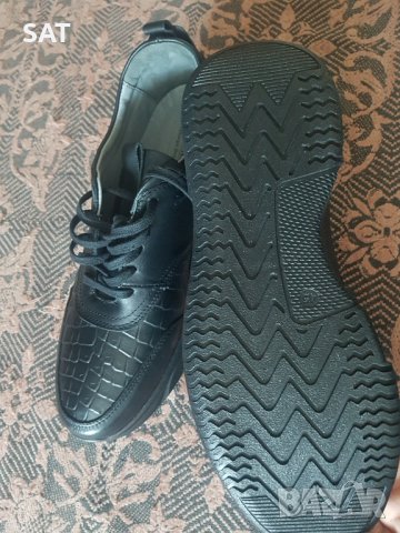 Обувки, снимка 5 - Ежедневни обувки - 39628142