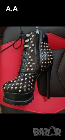 Уникални боти с капси на висок ток и платформа 37н., снимка 2 - Дамски боти - 52806729