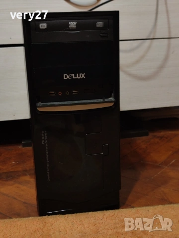 компютър Delux монитор Philips и периферия