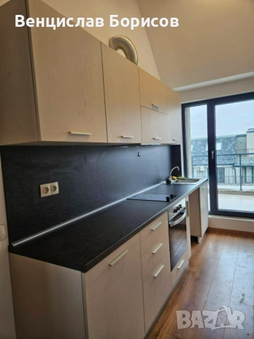 Кухня с вградени уреди Teka, абсорбатор, котлон, фурна, мивка