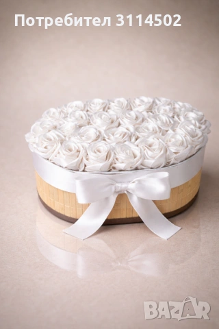 Луксозна кошница със сатенени рози