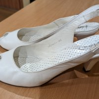 Обувки от естествена кожа, снимка 4 - Дамски обувки на ток - 44132793