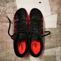 Футболни обувки на фирмата Puma, модел Olivier Giroud, номер 40,5, идеално запазени. , снимка 1 - Футбол - 43429497