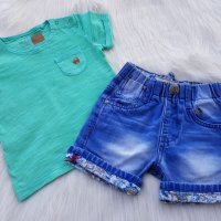 Къси дънкови панталони и тениска Next 6-12 месеца, снимка 1 - Комплекти за бебе - 33445754