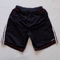 Къси панталони adidas bayern адидас шорти оригинални футболни мъжки М, снимка 2 - Спортни дрехи, екипи - 40271000