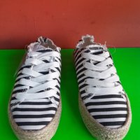 Английски детски еспадрили-NEXT, снимка 4 - Детски обувки - 28299631