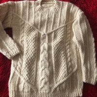 Вълнен пуловер hand made, снимка 1 - Блузи с дълъг ръкав и пуловери - 35598790