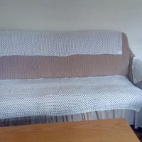 Ръчно плетена на 1 кука кувертюра за троен диван и 2 фотьойла, снимка 3 - Други - 26773338