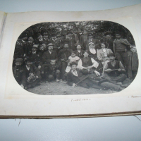Луксозен семеен албум с 43 фотографии от 1907г.- 1910г., снимка 10 - Други ценни предмети - 36552220
