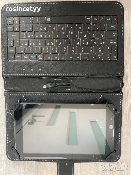 калъф за таблет с клавиатура, снимка 1