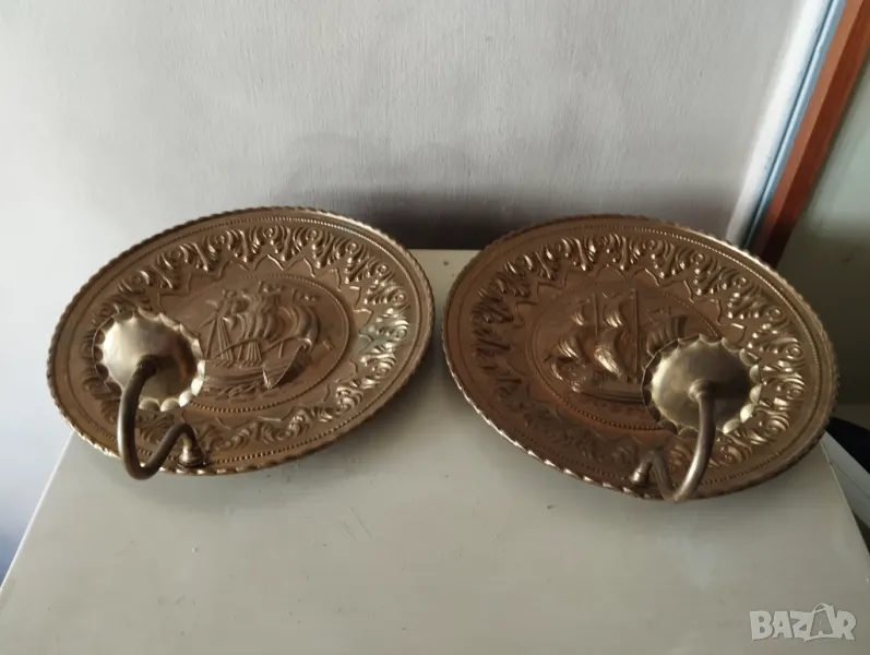 комплект два стари свеещника за стена, снимка 1