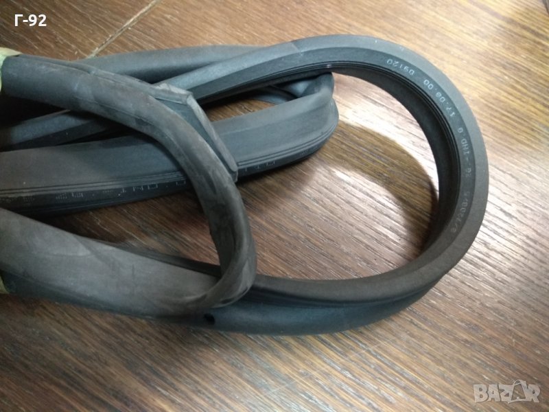 A2107300178**NEU**MERCEDES-BENZ*НОВО УПЛЪТНЕНИЕ НА ЗАДНАТА ЛЯВА ВРАТА  W210 OEM, снимка 1