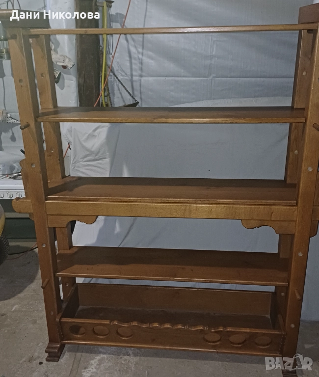 Дървен шкаф, снимка 1