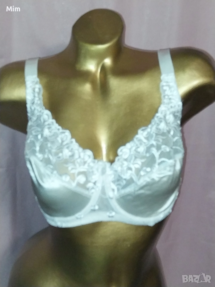 Naturana 90D Бял сатенен сутиен с богата бродерия , снимка 1