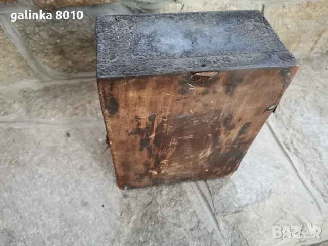 Стара кутия за будилник, снимка 2 - Антикварни и старинни предмети - 47568184