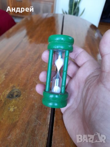 Стар пясъчен часовник, снимка 2 - Антикварни и старинни предмети - 33070991