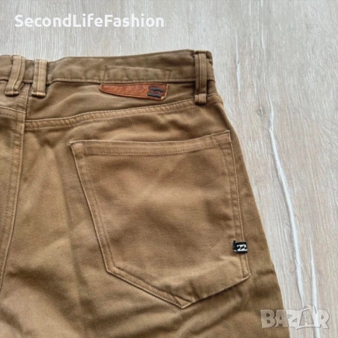 Дамски дънки Billabong размер 30 с ниска талия кафяви, снимка 6 - Дънки - 53107173