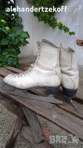 Кънки за лед, снимка 9 - Зимни спортове - 37801791