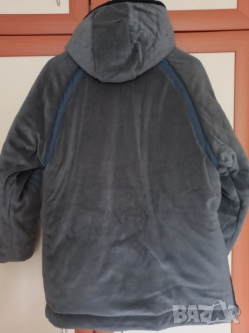 Зимно яке двулицево Nike 10-12 г., снимка 4 - Детски якета и елеци - 51594238