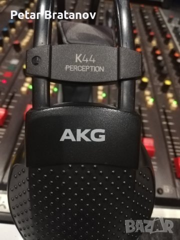 Слушалки AKG k44 Perception, снимка 1 - Слушалки и портативни колонки - 43111044