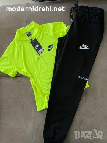 Дамски спортен екип Nike код 25, снимка 1 - Спортни екипи - 37800973