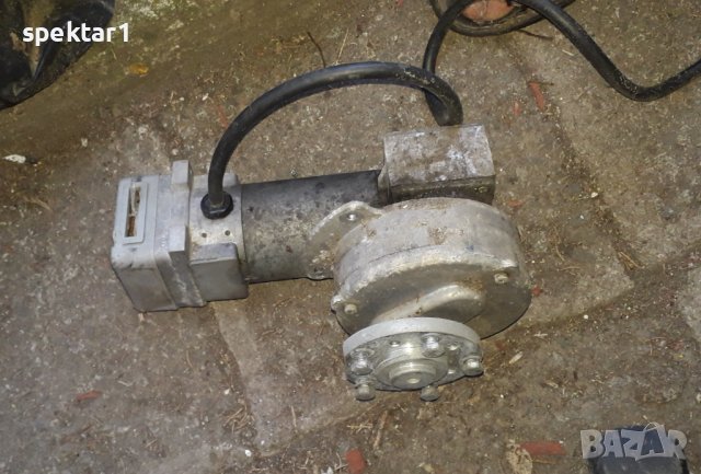 Двигател с редуктор и гуми с джанти 8 цола за електрическа транспортна количка и другo , снимка 2 - Други машини и части - 37901779