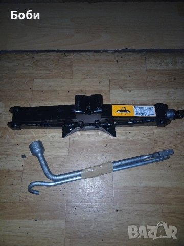 Оем крик Мазда СХ30 нов комплект, снимка 15 - Аксесоари и консумативи - 52647300