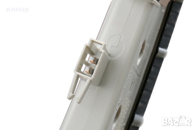 22795012 Трети стоп за Опел Инсигния , снимка 2 - Части - 33434566