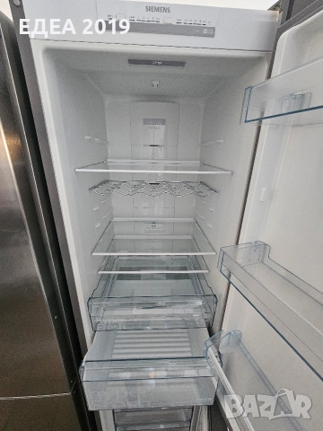 Хладилник с фризер Siemens, снимка 5 - Хладилници - 52738476