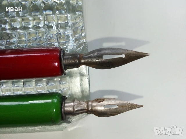 Стара стъклена мастилница + две писалки, снимка 5 - Антикварни и старинни предмети - 50486607