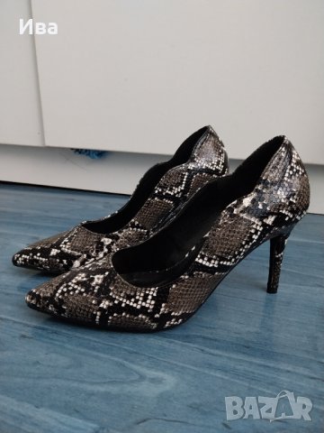 Елегантни обувки , снимка 2 - Дамски обувки на ток - 39562564