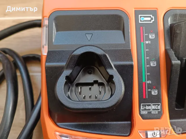 AEG BLK1218 комбинирано зарядно за зареждане от мрежа/автомобил, снимка 4 - Винтоверти - 48824595