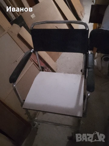 Санитарен тоалетен  стол  продавяам, снимка 3 - Тоалетни столове - 33881478