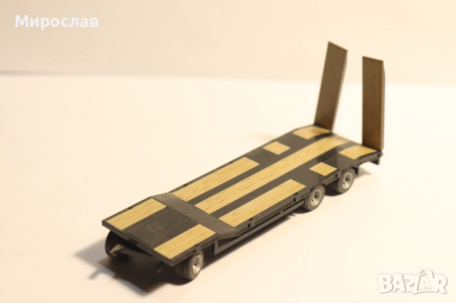 HERPA 1:87 H0 РЕМАРКЕ КАМИОН МОДЕЛ КОЛИЧКА, снимка 2 - Колекции - 52965229