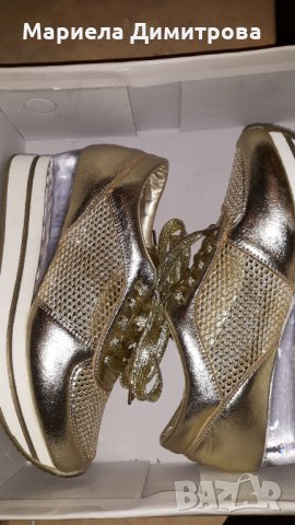 Дамски страхотни златисти маратонки, снимка 3 - Кецове - 27334427