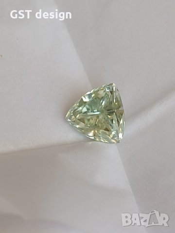 Истински Диамант Трилион Мойсанит Фенси бял, снимка 1