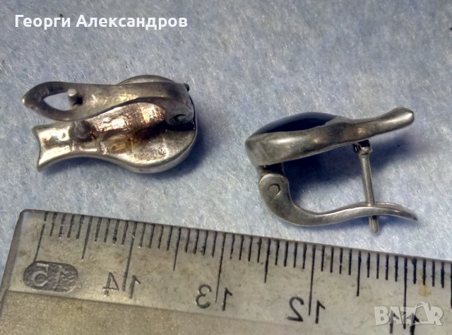 СРЕБЪРНИ БИЖУТА - Шармантни Английски СРЕБЪРНИ ОБЕЦИ Сребро 925 с Шлифован Черен Оникс, снимка 4 - Обеци - 52678575