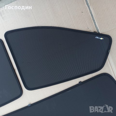 Vw Up 3 врати Sonniboy затъмняване , снимка 2 - Аксесоари и консумативи - 37533807