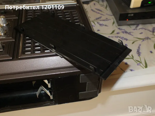 GRUNDIG RR-900, снимка 18 - Радиокасетофони, транзистори - 49539811