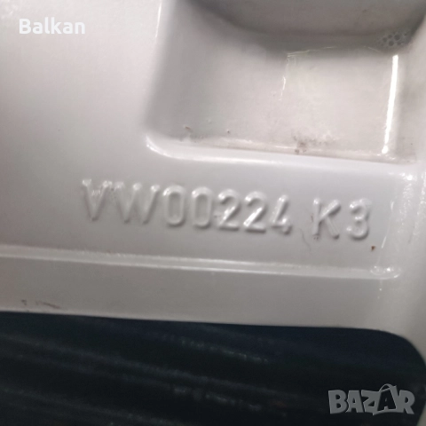 Нови оригинални за VW 18-ки, снимка 6 - Гуми и джанти - 51905784