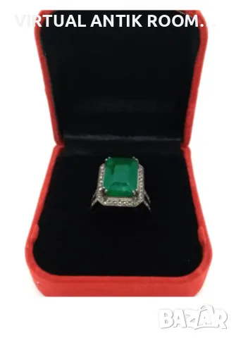 Дамски пръстен с 9ct.Emerald и 0,90ct.diamond's