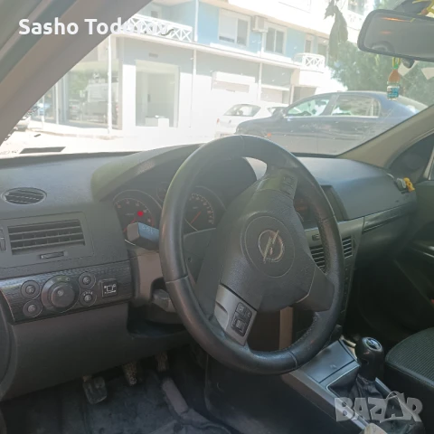 Опел Астра 1.6, снимка 6 - Автомобили и джипове - 50920149