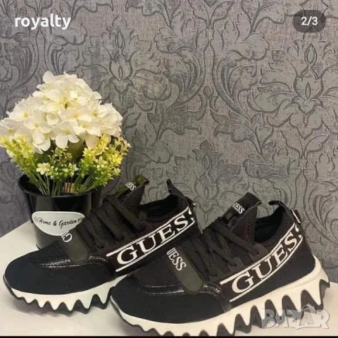 Guess Черни Дамски Маратонки 