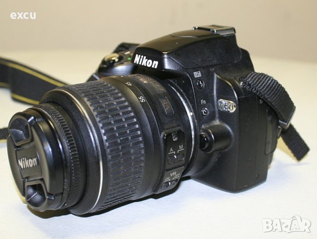 Фотоапарат Nikon D60 с обектив Nikkor AF-S 18-55 VR, снимка 4 - Фотоапарати - 42958405