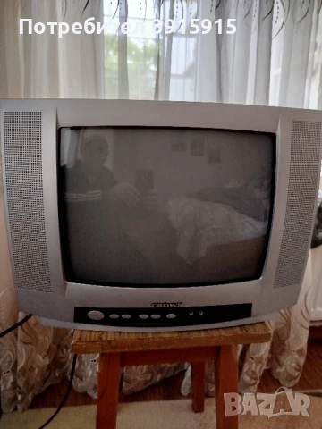 Малак телевизор Crown , снимка 4 - Телевизори - 50493405