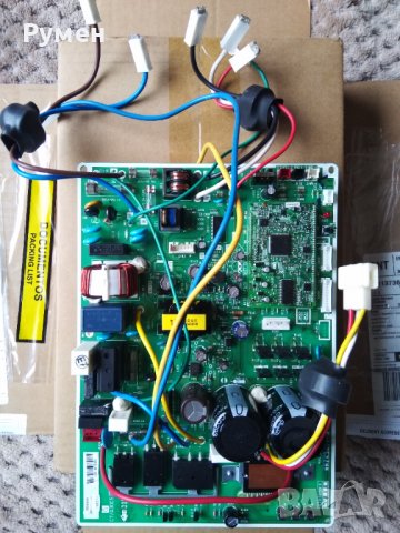 Платка за външно тяло за климатик HITACHI с дефект Е-15, снимка 5 - Климатици - 39418371